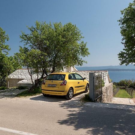 Holiday Home Vineyard House Бол Екстериор снимка