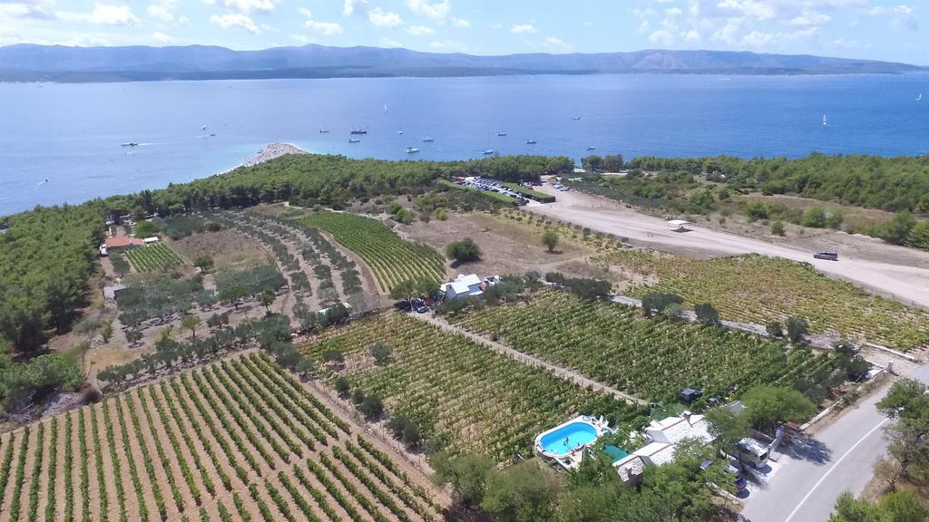 Holiday Home Vineyard House Бол Екстериор снимка