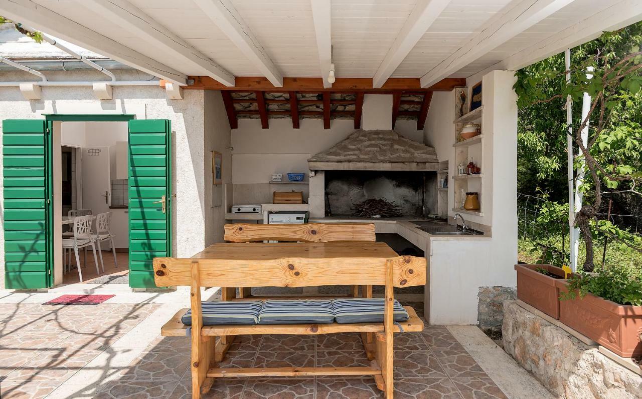 Holiday Home Vineyard House Бол Екстериор снимка